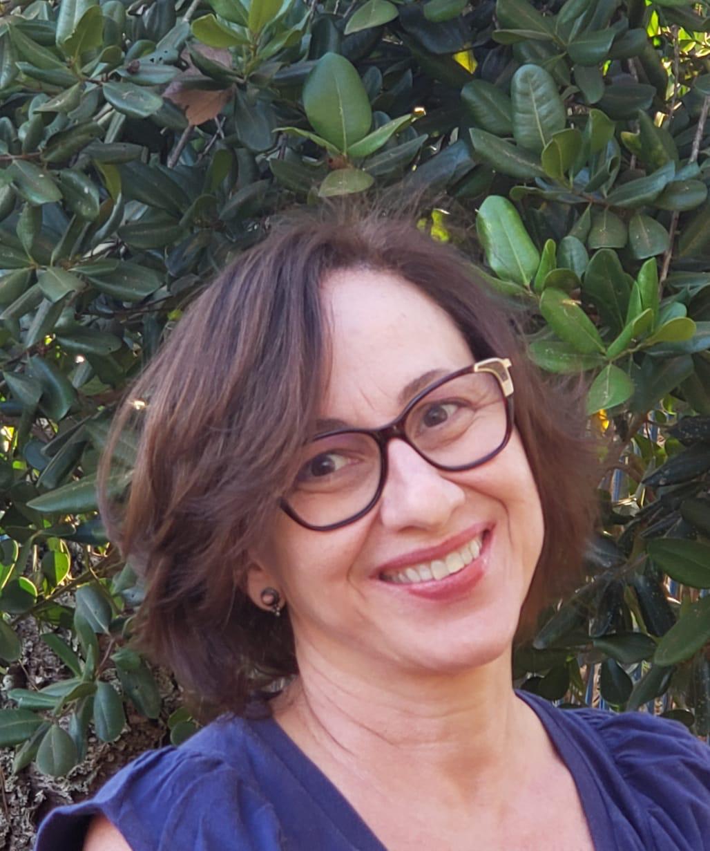 Míriam Asmar das Neves